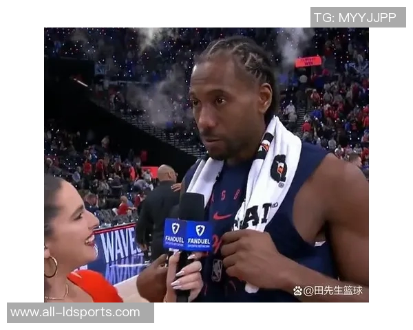 小卡采访时间仅七分钟引发关注球星采访为何如此短暂 小卡采访时间仅七分钟引发关注球星采访为何如此短暂