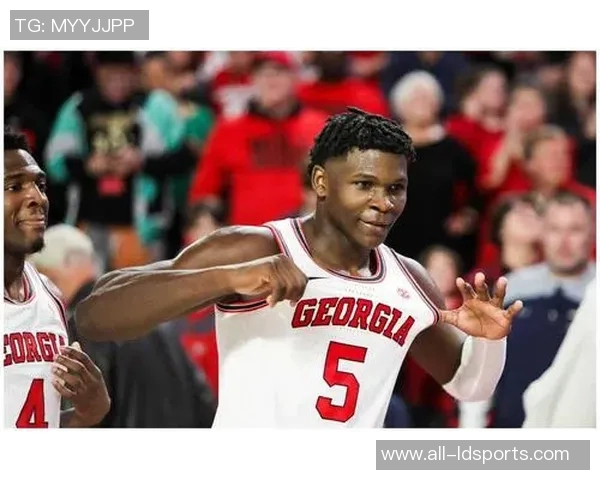 拉拉维亚感谢安东尼爱德华兹助力视频走红打通经脉的秘密揭秘 拉拉维亚感谢安东尼爱德华兹助力视频走红打通经脉的秘密揭秘