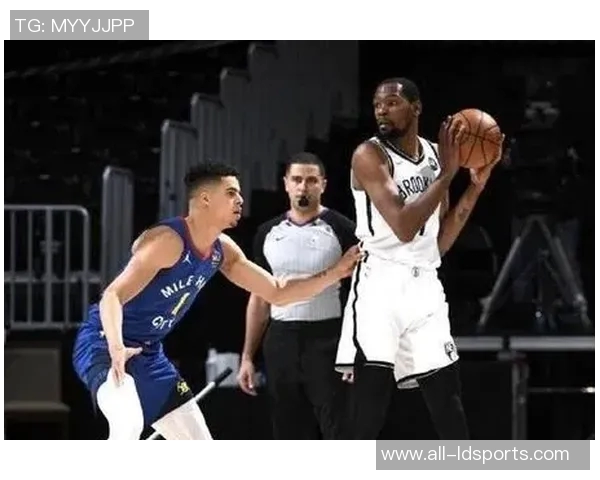 字母哥创纪录26次以75命中率得分30超越约基奇成为现役第一